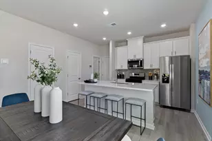 722 Chandler Stone Dr, Zebulon, NC 27597 - Photo 5