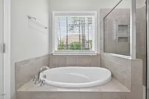 208 Cecelia Ct, Cary, NC 27519 - Photo 43