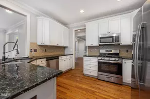 214 Towne Ridge Ln, Chapel Hill, NC 27516 - Photo 11