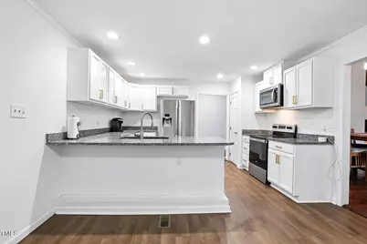 103 Lakeway Court, Cary, NC 27511 - Photo 9