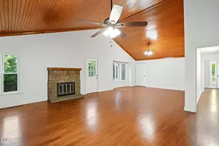 103 Lakeway Ct, Cary, NC 27511 - Photo 7