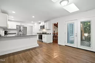 103 Lakeway Ct, Cary, NC 27511 - Photo 11