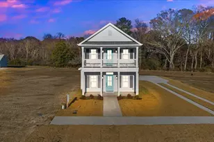 503 E 1st St, Princeton, NC 27569 - Photo 3