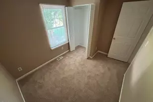 5503 Bringle Ct, Raleigh, NC 27610 - Photo 9