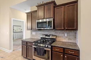 2408 SANDARE Dr, Zebulon, NC 27597 - Photo 17