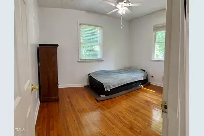 112 E Franklin Street, Zebulon, NC 27597 - Photo 11