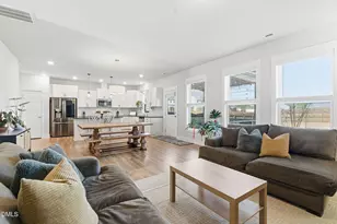 165 Retreat Dr, Fuquay Varina, NC 27526 - Photo 13