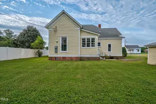 206 W Blalock Rd, Lucama, NC 27851 - Photo 33