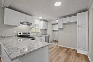 206 Woodside Rd, Greenville, NC 27834 - Photo 7