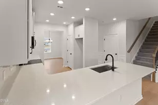 302 Ambassador Dr, Clayton, NC 27520 - Photo 5