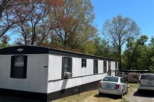 218 37th St SW, Hickory, NC 28602 - Photo 5