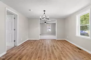 612 N 4th St, Smithfield, NC 27577 - Photo 7