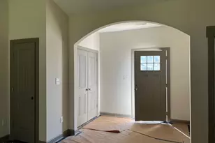 105 Lynn Ln, Selma, NC 27576 - Photo 3