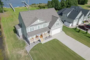 127 Colington Cir, Aydlett, NC 27916 - Photo 7