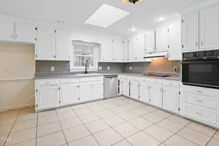 1204 Country Ridge Dr, Raleigh, NC 27609 - Photo 5