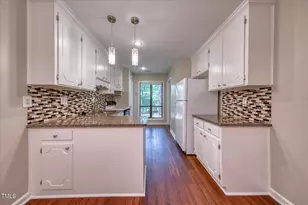 225 Twin Oaks Pl, Cary, NC 27511 - Photo 23