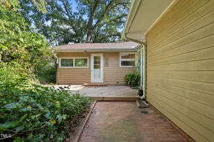 825 Woodburn Rd, Raleigh, NC 27605 - Photo 11