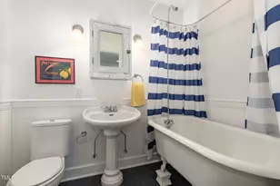 4010 Balsam Dr, Raleigh, NC 27612 - Photo 23