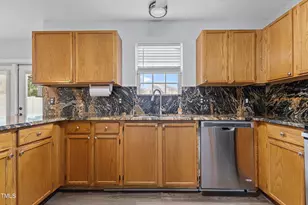 4312 Viewmont Dr, Raleigh, NC 27610 - Photo 7