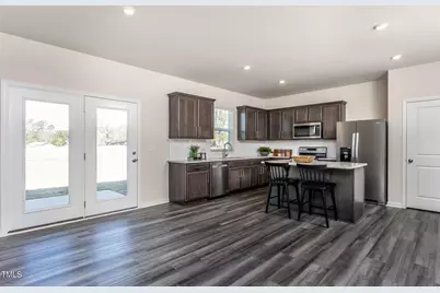 729 Richardson Drive, Sanford, NC 27330 - Photo 3