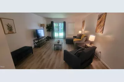 137 Kingsbury Drive, Chapel Hill, NC 27514 - Photo 3