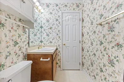 200 Waterford Drive, Clayton, NC 27520 - Photo 21