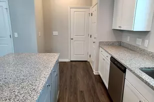 424 Cherry St, Fuquay Varina, NC 27526 - Photo 7