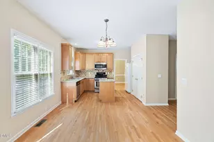 302 Peachtree Point Ct, Cary, NC 27513 - Photo 71