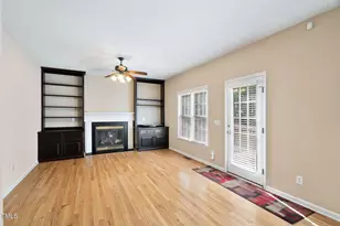 302 Peachtree Point Ct, Cary, NC 27513 - Photo 5