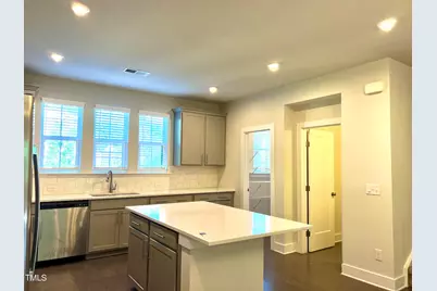 906 Waterside View Drive, Raleigh, NC 27606 - Photo 11