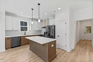 106 Sherwood Ln, Hillsborough, NC 27278 - Photo 9