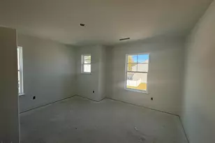 529 Highview Dr, Benson, NC 27504 - Photo 11