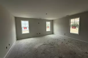 214 Dalton Dr, Lumber Bridge, NC 28357 - Photo 3