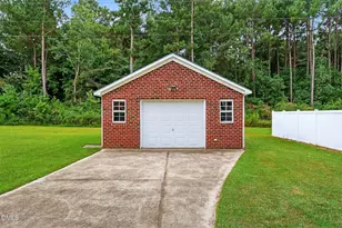 107 W Raintree Ln, Goldsboro, NC 27534 - Photo 5