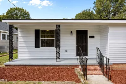 709 E Johnson Street, Dunn, NC 28334 - Photo 3