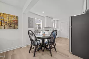 709 E Johnson St, Dunn, NC 28334 - Photo 11