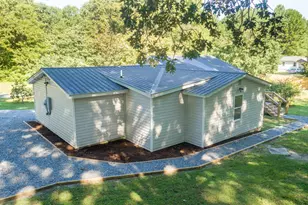 530 Lee St, Bennett, NC 27208 - Photo 7