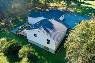 530 Lee St, Bennett, NC 27208 - Photo 5