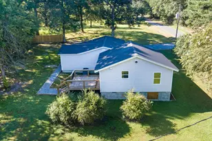 530 Lee St, Bennett, NC 27208 - Photo 9