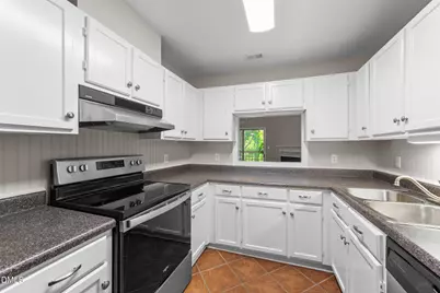 4110 Sedgewood Drive #302, Raleigh, NC 27612 - Photo 11