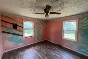 518 Goodman Rd, Pelham, NC 27311 - Photo 17