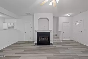 8321 Glenwood Springs Ct, Raleigh, NC 27616 - Photo 9