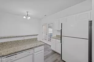 8321 Glenwood Springs Ct, Raleigh, NC 27616 - Photo 19