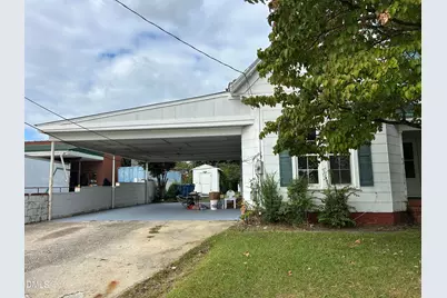 209 E Harnett Street, Dunn, NC 28334 - Photo 23