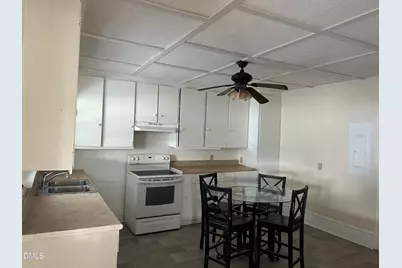 209 E Harnett Street, Dunn, NC 28334 - Photo 9