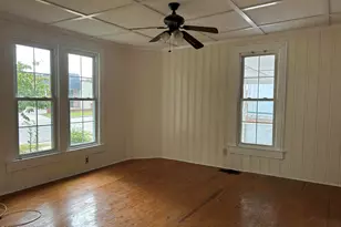209 E Harnett St, Dunn, NC 28334 - Photo 7