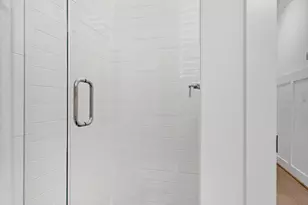 400 Bryan Pointe Dr, Raleigh, NC 27608 - Photo 17