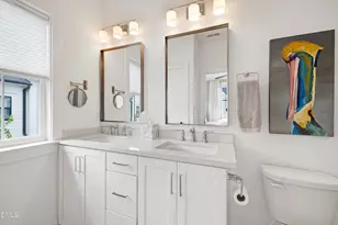 400 Bryan Pointe Dr, Raleigh, NC 27608 - Photo 37