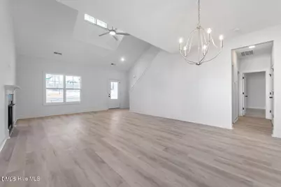 1021 Ivory Lane, West End, NC 27376 - Photo 7