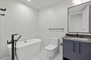 115 Morris St, Durham, NC 27701 - Photo 17